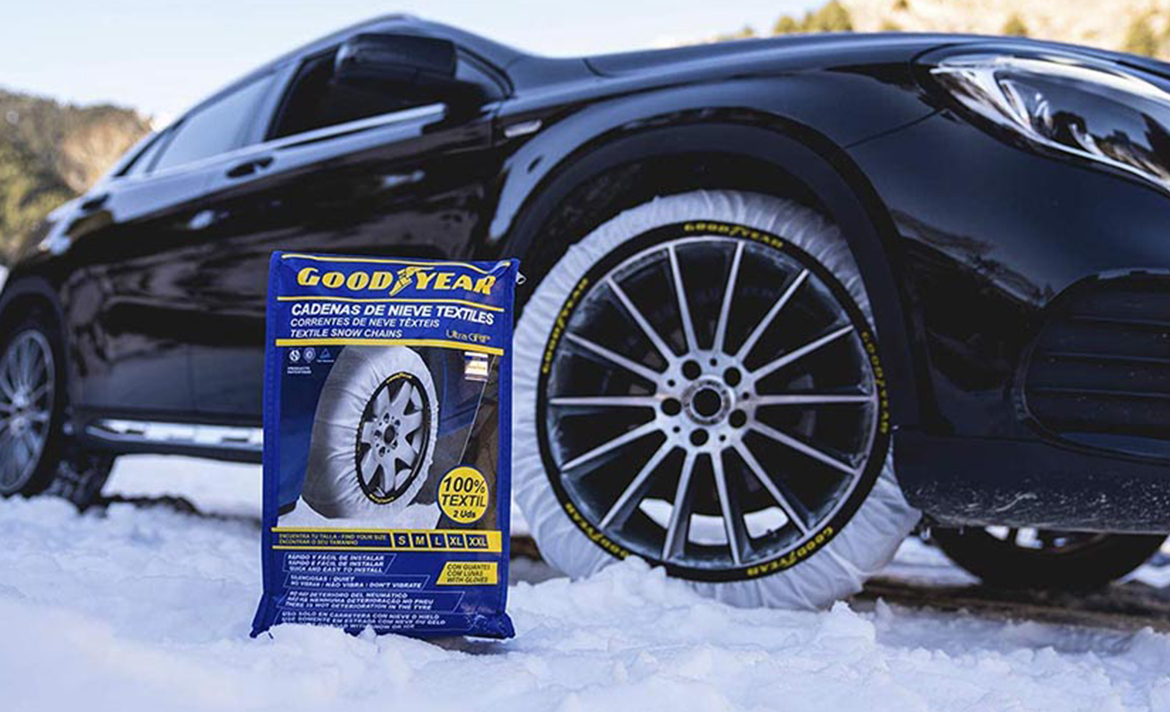  Goodyear GODKN110 Metal Snow Chains. 9mm, Set of 2. Size T110,  Talla 110 : Automotive
